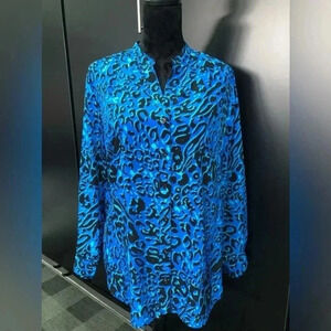 Style & Co. Adjustable long sleeve, button down lightweight blouse, pattern